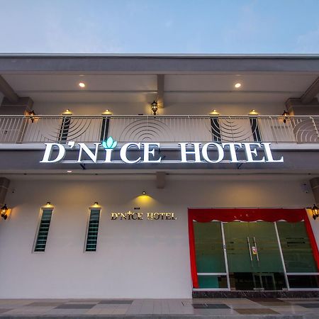 D Nice Hotel Bayan Lepas Exterior photo